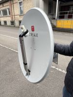 Triax Satellitenantenne / Satellitenschüssel mit Kabel Top