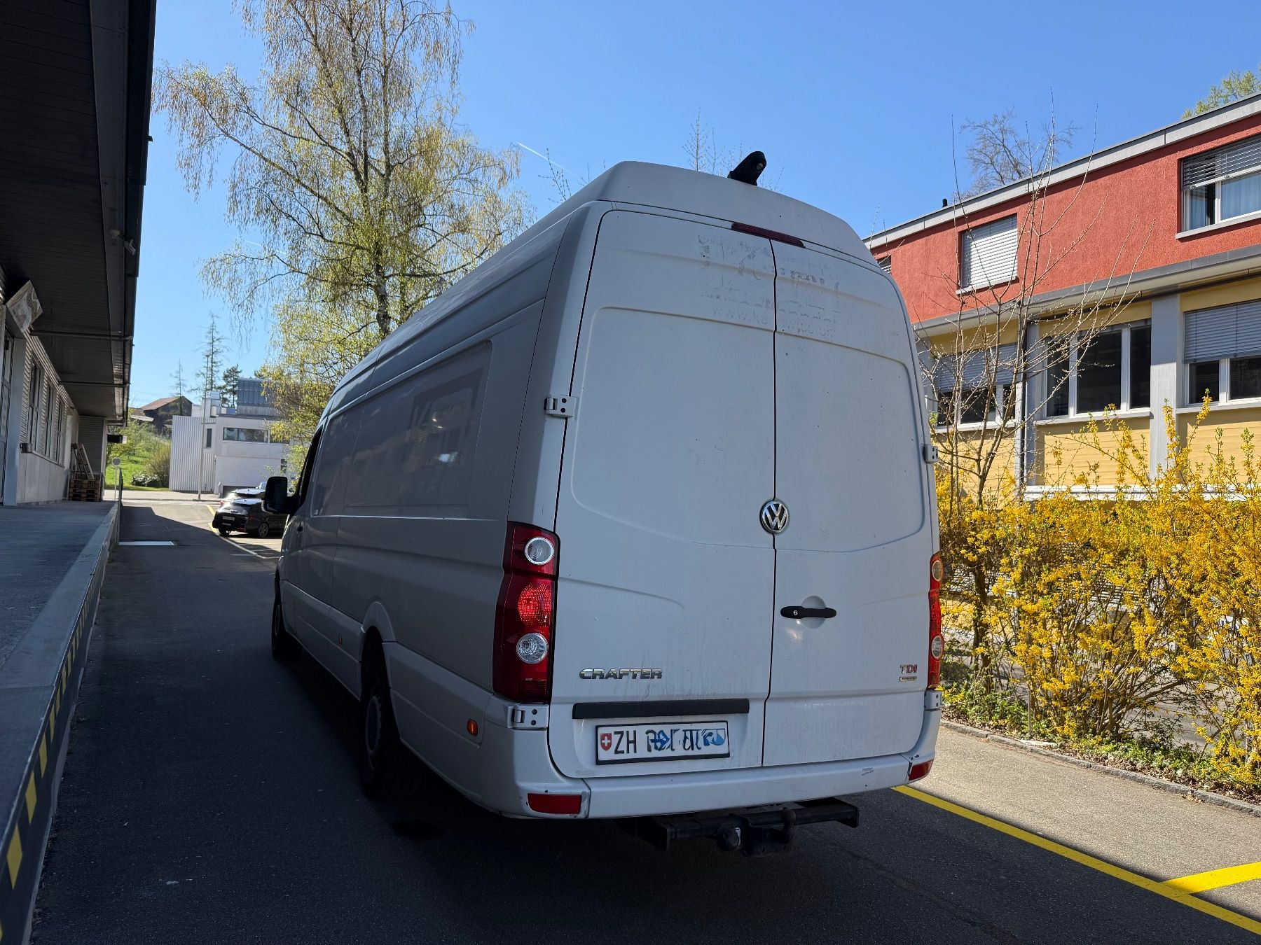 VW Veicoli commerciali: Vw Crafter 2.0TDi Lang+Hochversion – Usato da Zürich venduto da BESALE2015 3