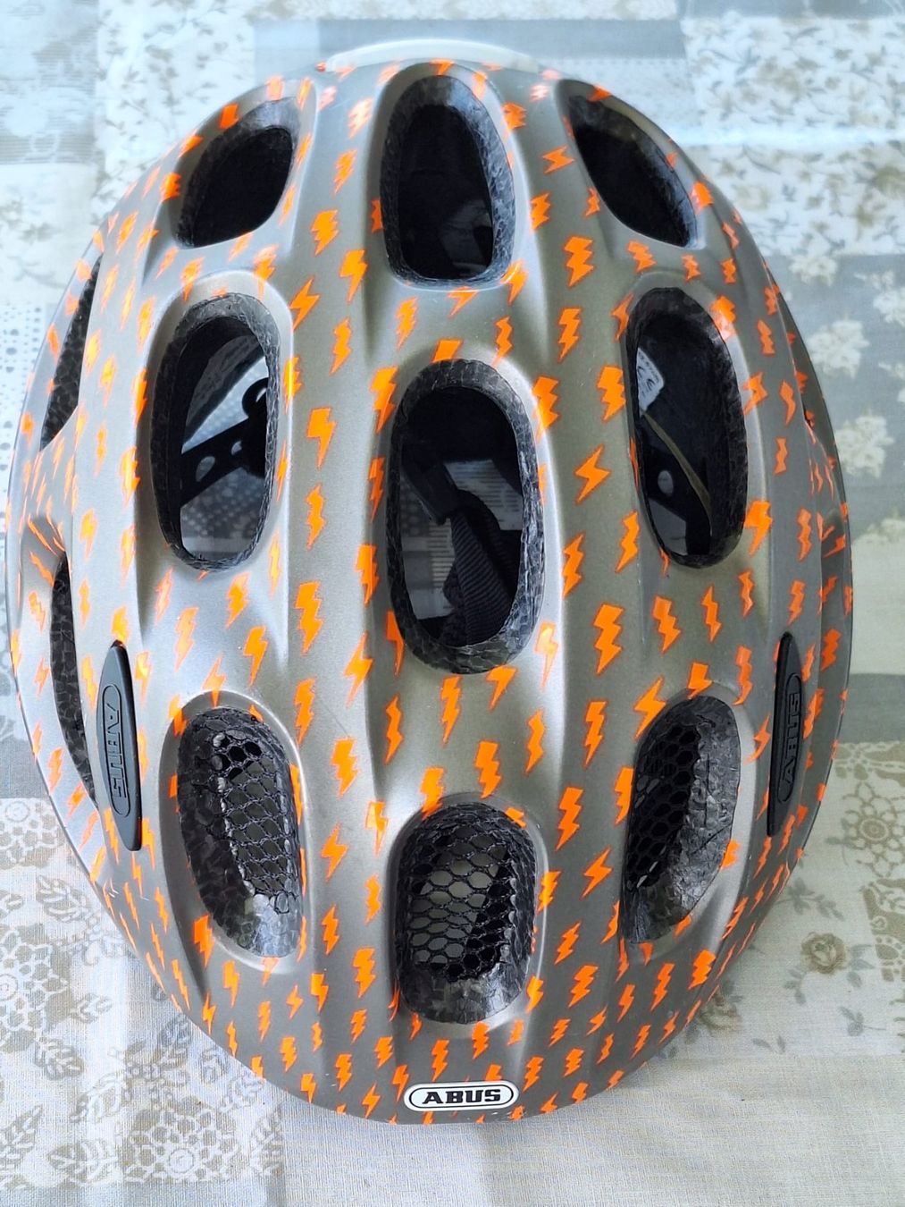 Abus Caschi: Velohelm Kinder Gr. 52-57 – Usato da Emmenbrücke venduto da thewi52