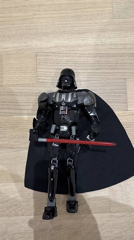 Lego Giocattoli: Lego Star Wars Darth Vader – Usato da Uster venduto da Cello-83