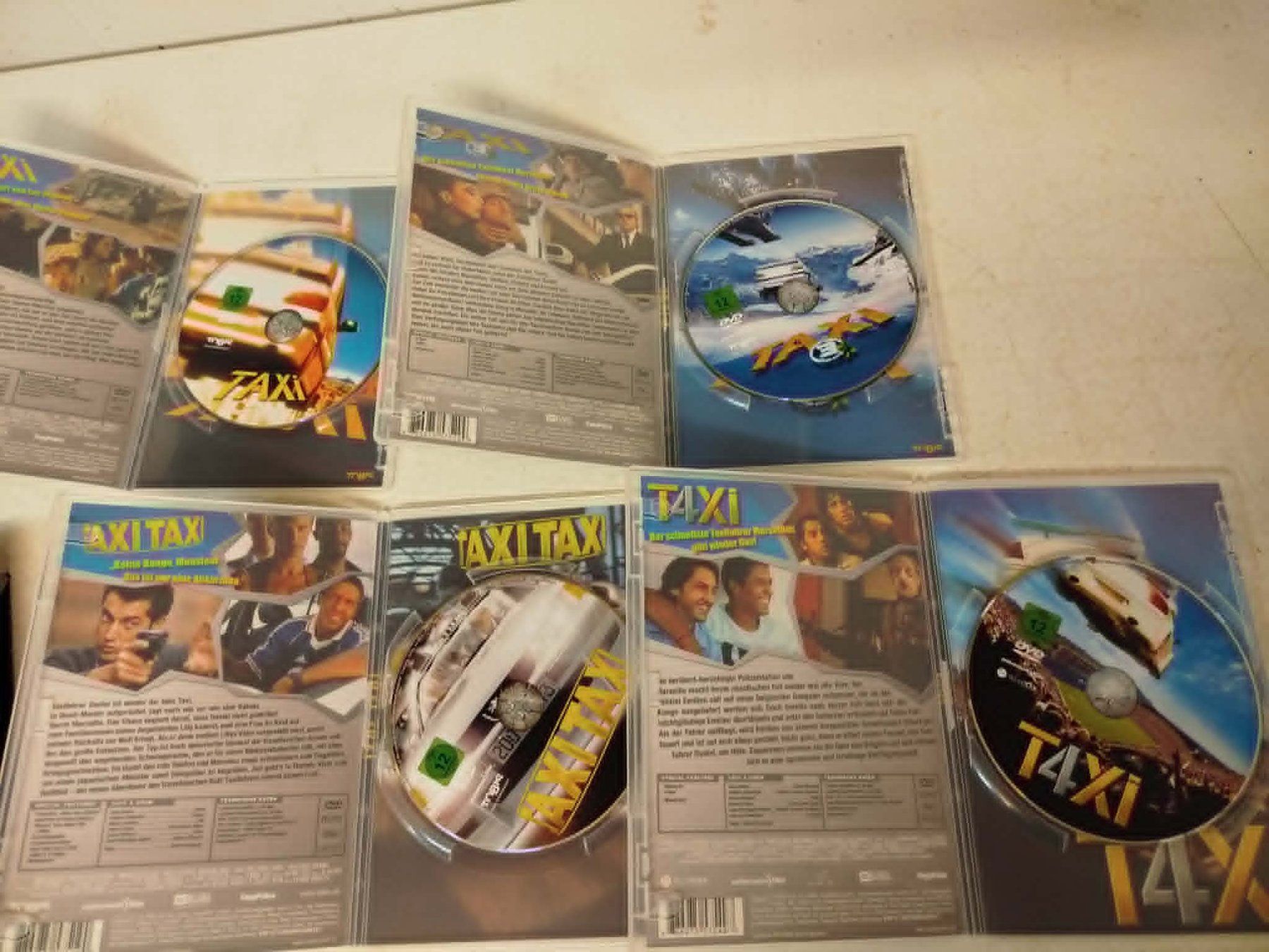 Tutti i DVDs: Coffret DVD taxi 1-4 – Usato da La Chaux-de-Fonds venduto da Emmaus2300CDF 5