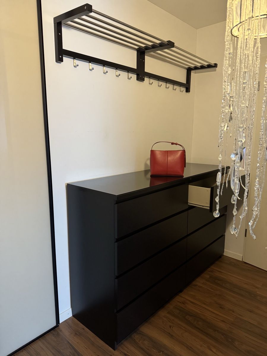 Kommoden: Doppel Kommode IKEA mit Glasplatte – Gebraucht aus Mettmenstetten von son_7rr8