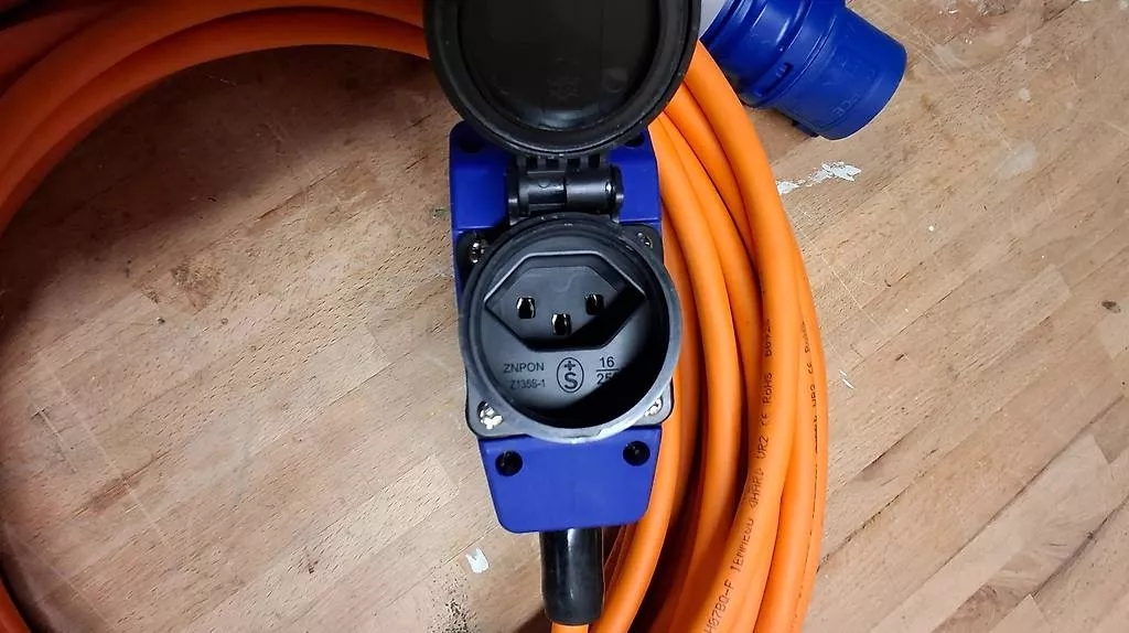 Cavi: Cee kabel – Usato da Neudorf venduto da Kabl 2