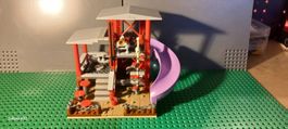 L'ensemble de la place de jeu Lego