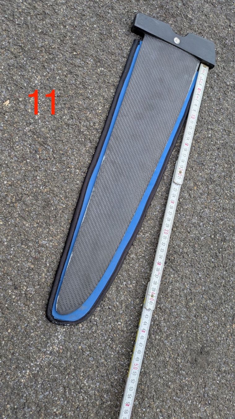 Tavole da surf e di nuoto: Windsurf Powerbox Karbon Finne – Usato da Birmensdorf ZH venduto da extrachrome