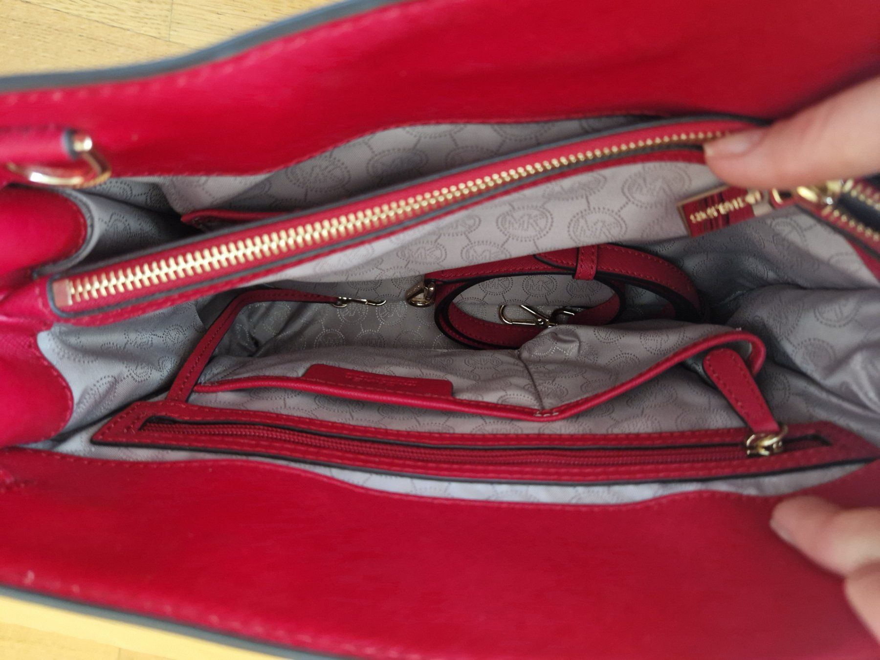 Michael Kors Borse da donna: Michael Kors Tasche, rot, neu – Nuovo (secondo la descrizione) da Baden venduto da sun_9 3
