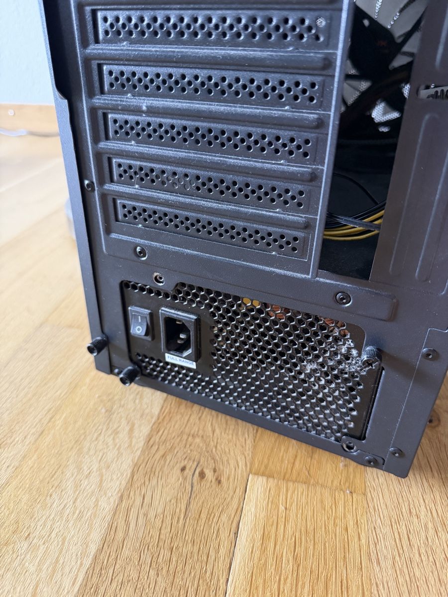 PC: PC case with power unit supply – Usato da Zürich venduto da tru_2kn5 4