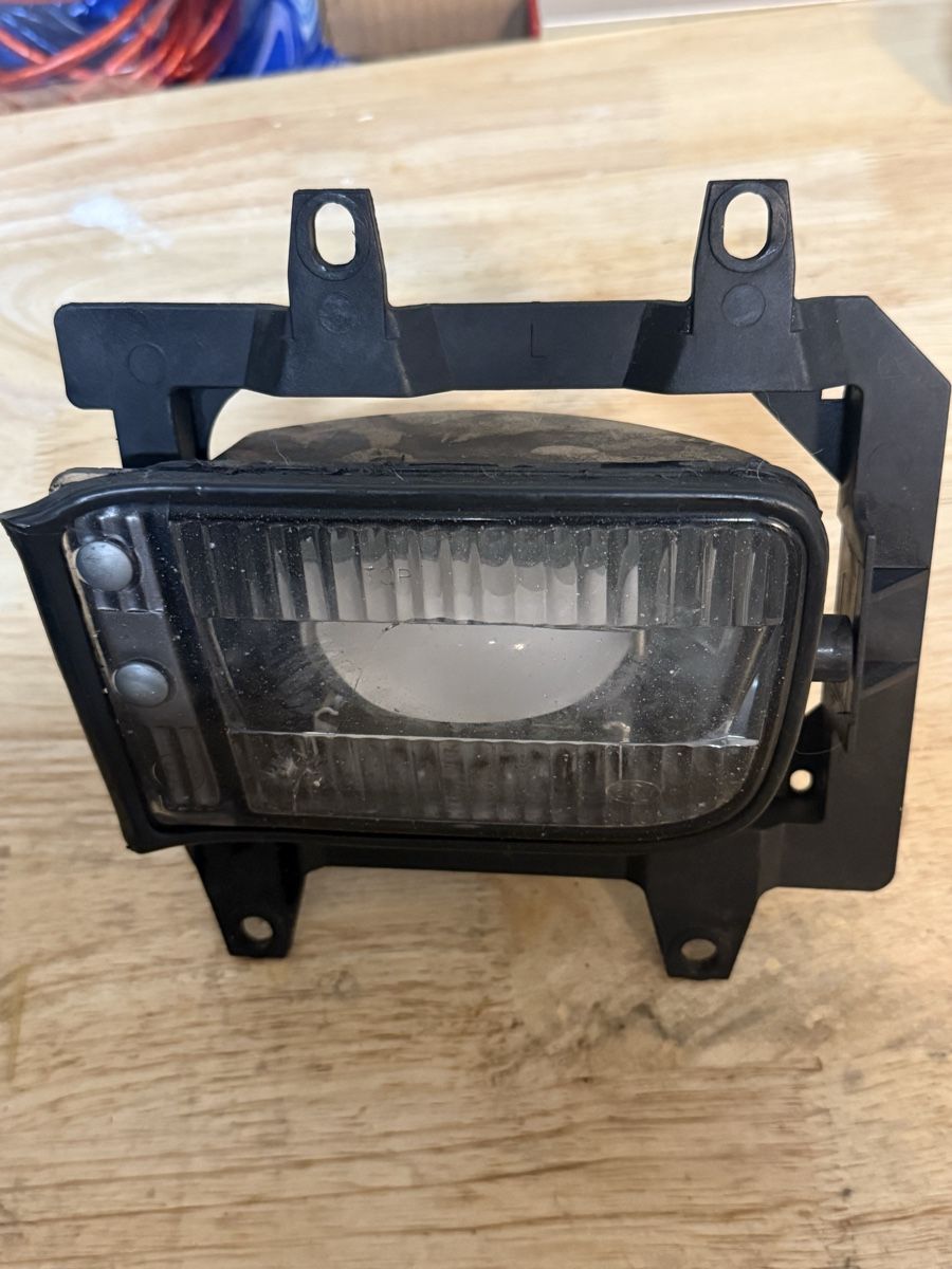 BMW Tutti pezzi di ricambio auto: Original Bmw e30 Nebelscheinwerfer aus Glas – Usato da Lachen SZ venduto da joe_jkx8 4