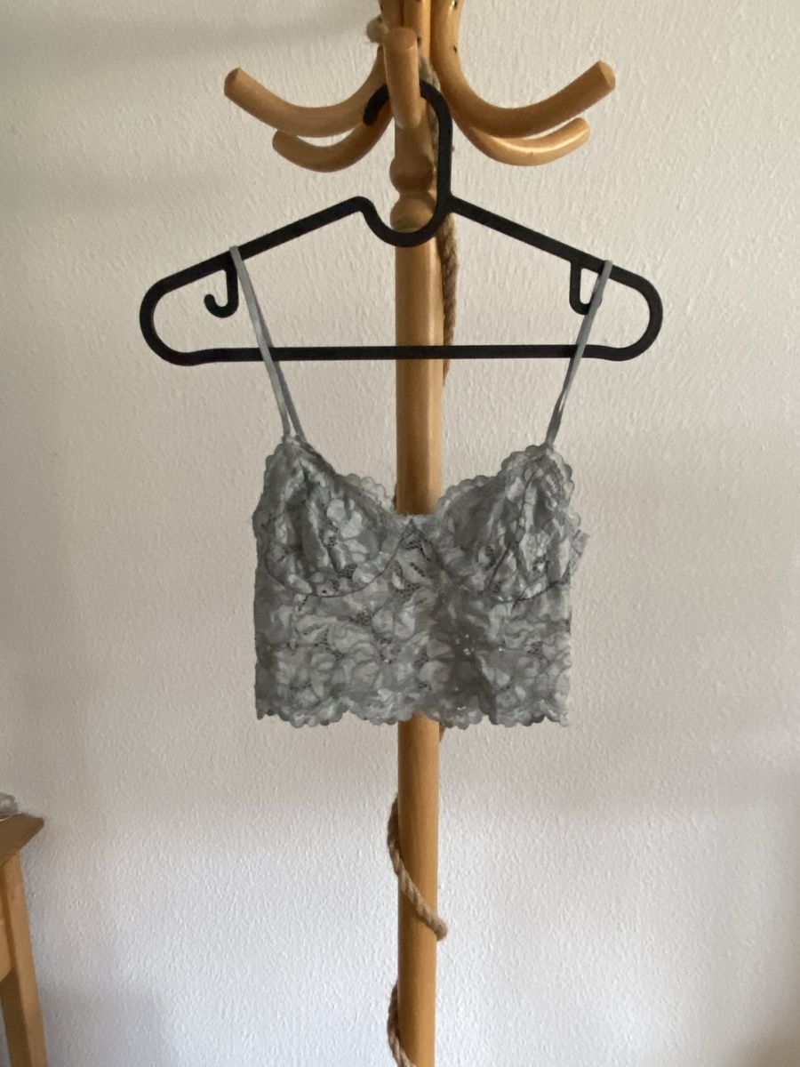 Lots de vêtements: Kleiderpaket Frauen – D'occasion à Basel par val_t8jm 1