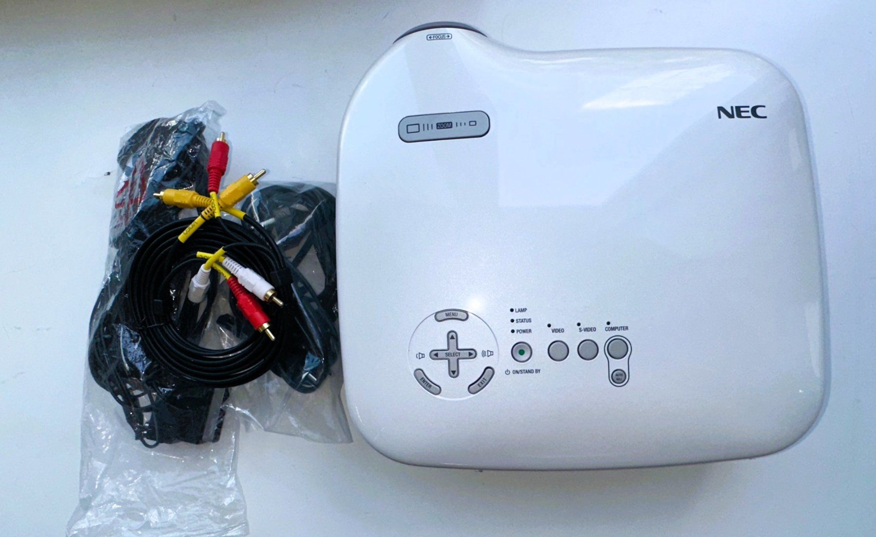 Nec Videoprojektoren: Beamer inkl. Kabel – Gebraucht aus Zürich von alocinnovregnes 7