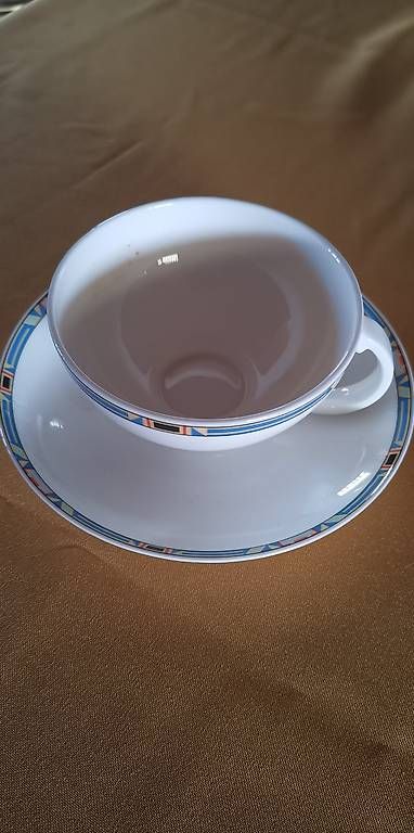 Services de table: Tee Set BARI, Villeroy&Boch – D'occasion à Hausen AG par inf_c5y7 2