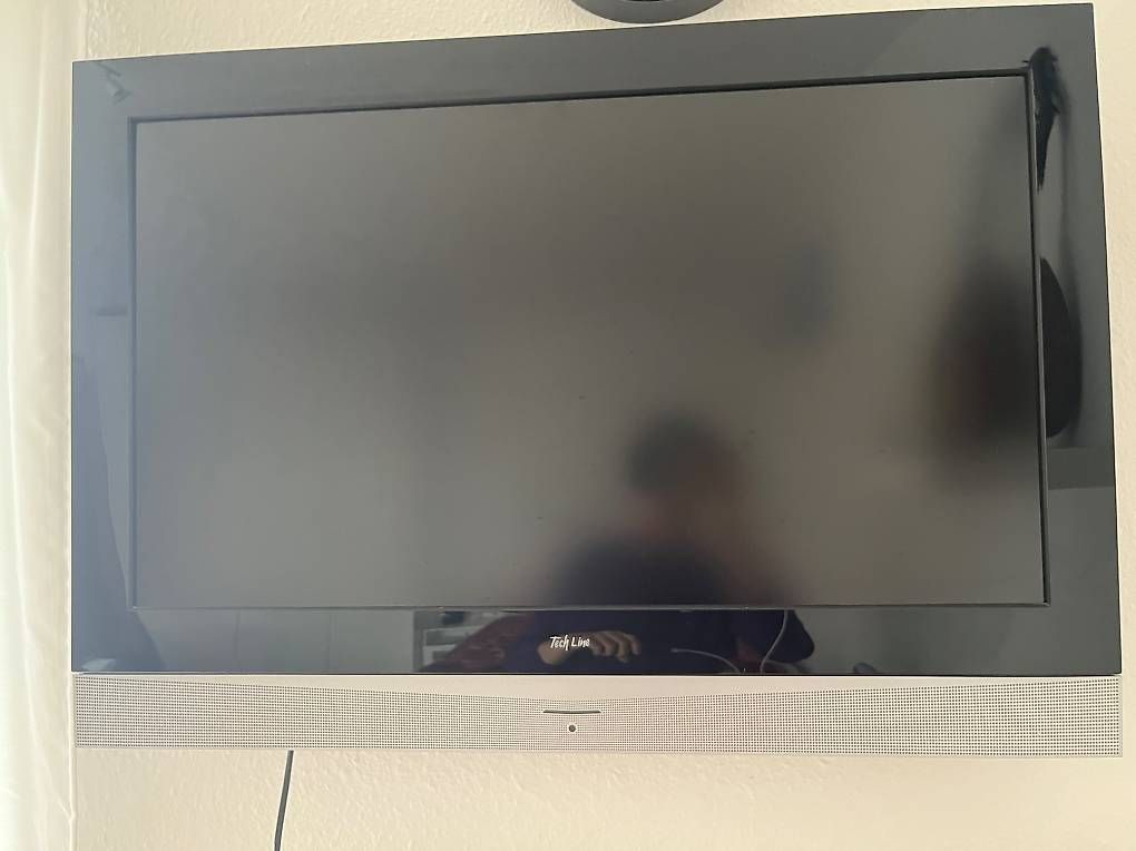 Fernseher: Fernseher TV Tech Line – Gebraucht aus Teufenthal AG von and_rea7 2
