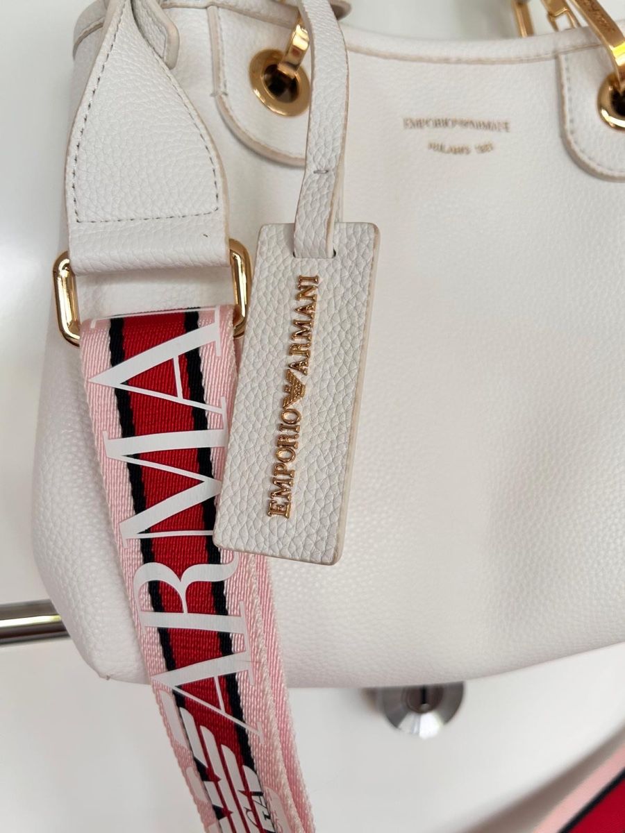 Armani Borse da donna: Emporio Armani Tasche – Usato da Zug venduto da eic_6lnh 1