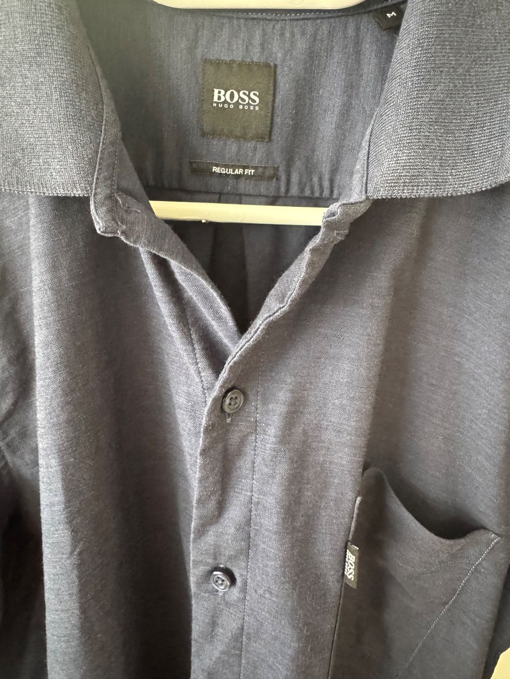 Hugo Boss T-shirt: Hugo Boss Hemd gr.M – Nuovo (secondo la descrizione) da Zug venduto da pav_q5f7 1