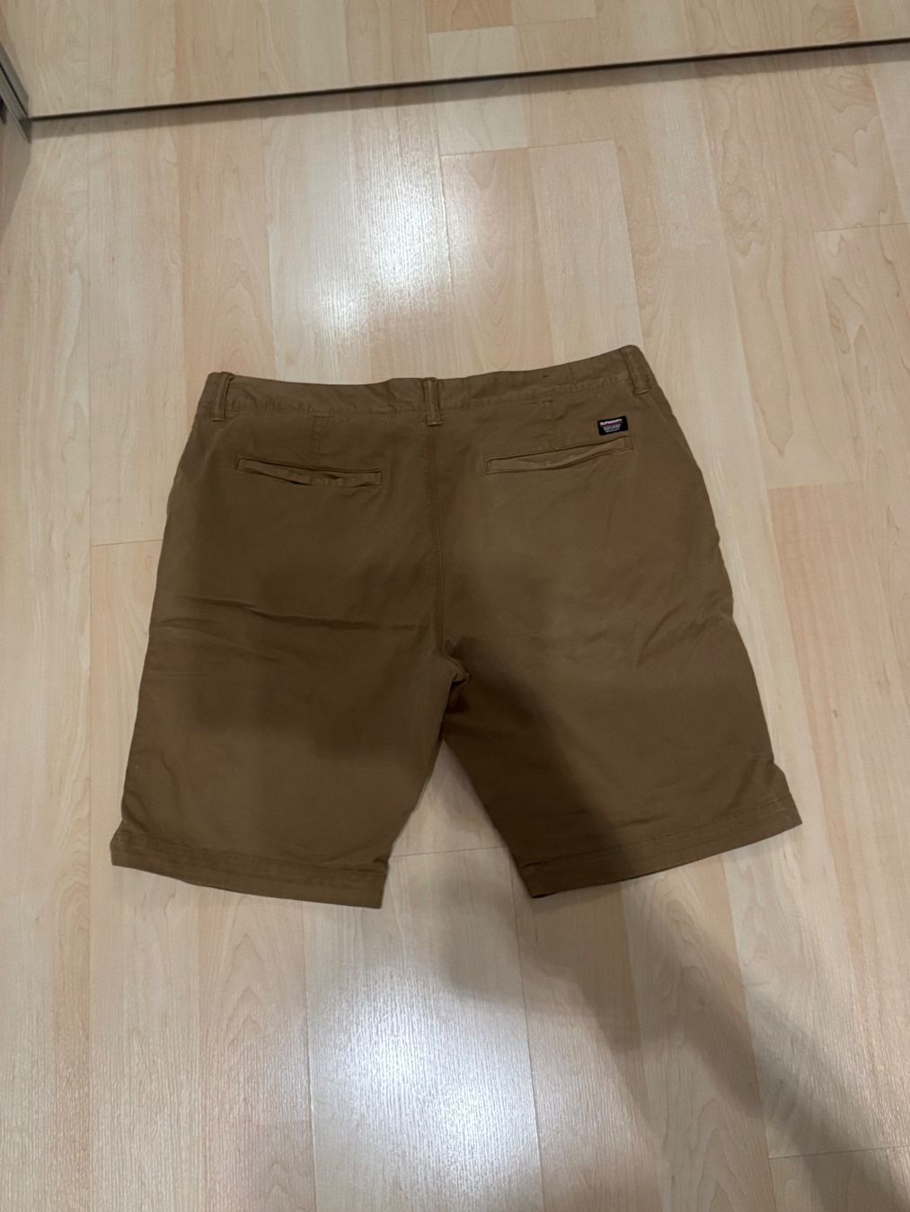 Superdry Hosen: Super Dry Shorts Grösse 34W – Gebraucht aus Rotkreuz von luxurybe 1