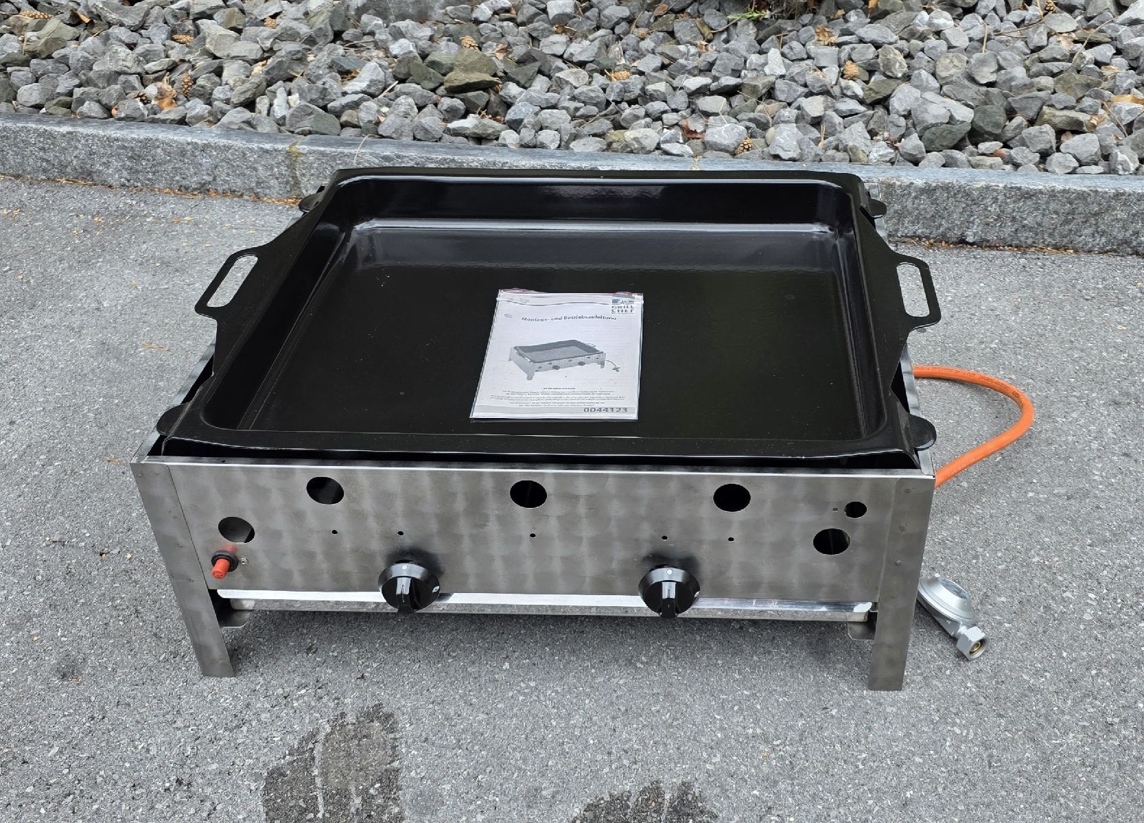 Griglie: Gasgrill + Bräter in einem, Top Zustand. – Usato da Staad SG venduto da oli7877 2