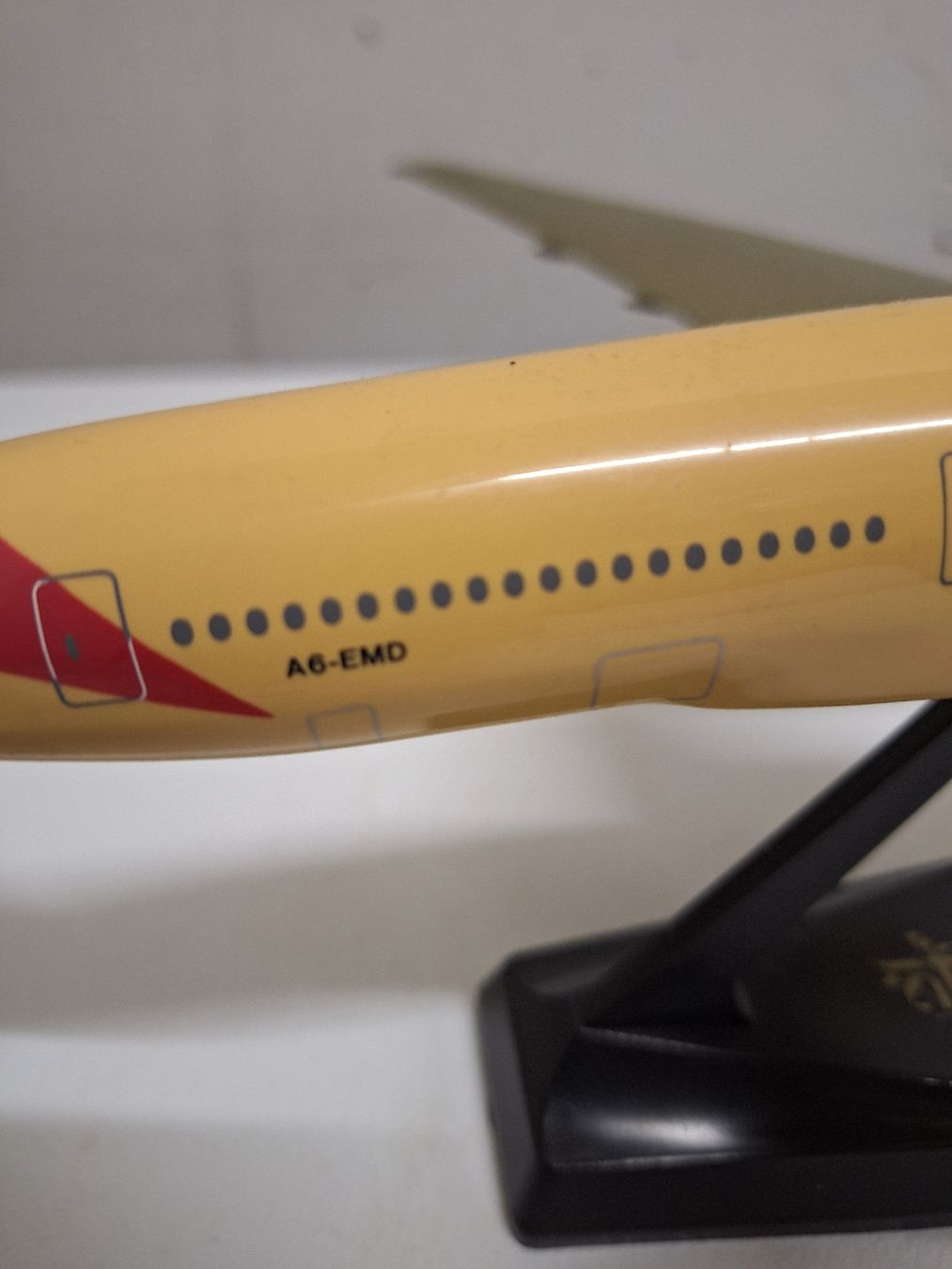 Boeing Kit di modellismo & Modellini statici: Boeing 777-200 der Emirates Airlines – Usato da Glattbrugg venduto da Rene1766 4