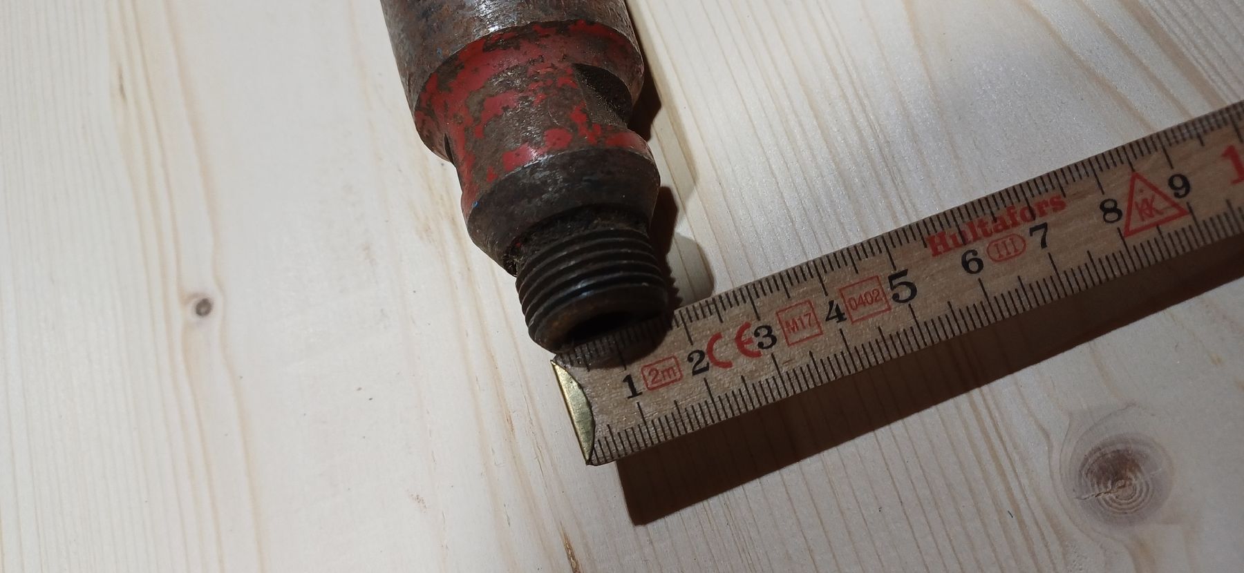Hilti Tutti gli attrezzi: Hilti Kernbohrer, Durchmesser 40mm, Länge ca. 35 cm, – Usato da Au TG venduto da aatec_105 5