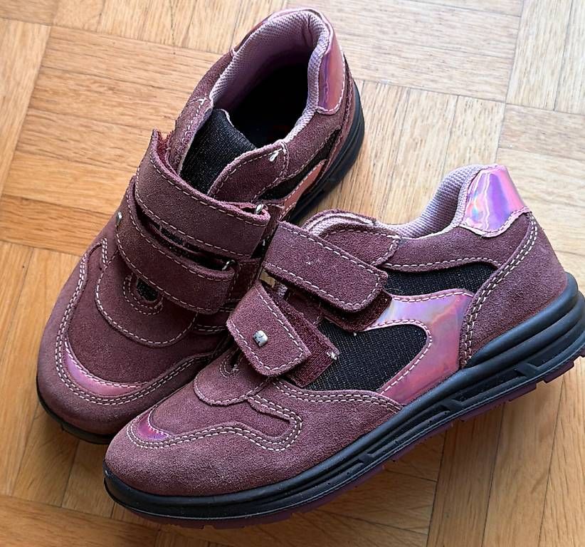 Elefanten Scarpe da uomo: Neue Leder Turnschuhe Elefanten 31 – Nuovo (secondo la descrizione) da Zürich venduto da Sergej_zh