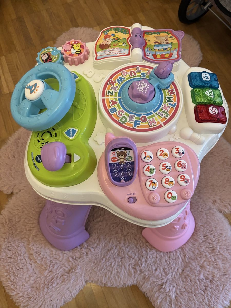 Vtech Spielzeuge: V Tech Spieltisch – Neu (gemäss Beschreibung) aus Pfäffikon ZH von Musti96