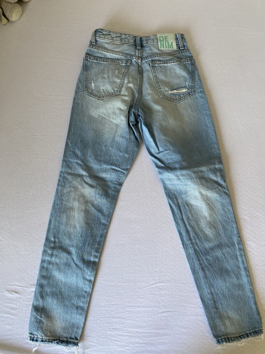 Jeans: Amisu Jeans Gr. 34, hellblau – Gebraucht aus Frick von mhu_q5w8 1