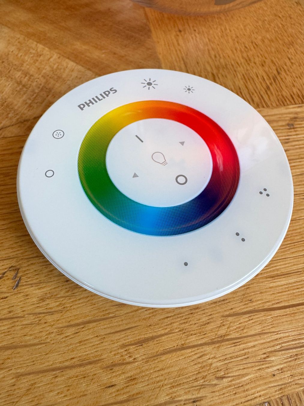 Philips Lampade: Philips Living Colors Floral Gen 2 – Usato da Zug venduto da Thosum 2