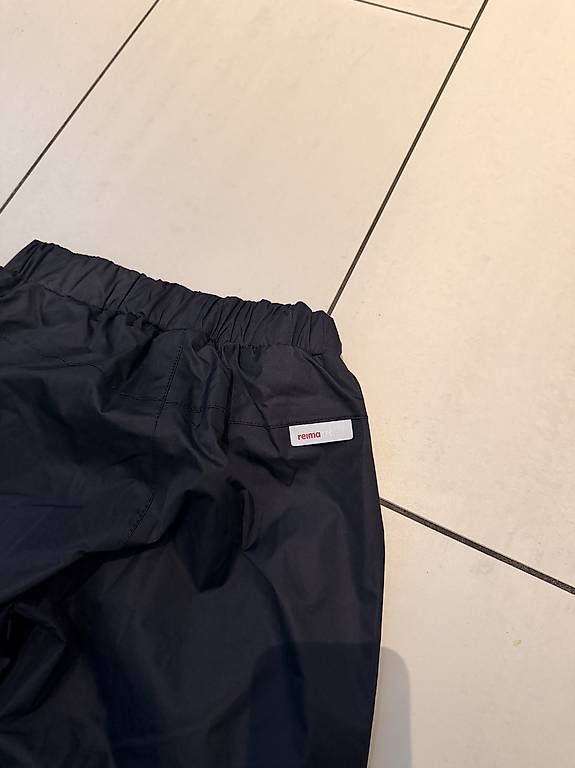 Pantaloni: Reima Tec Regenhose Gr. 140 – Usato da Bülach venduto da Potinam 3