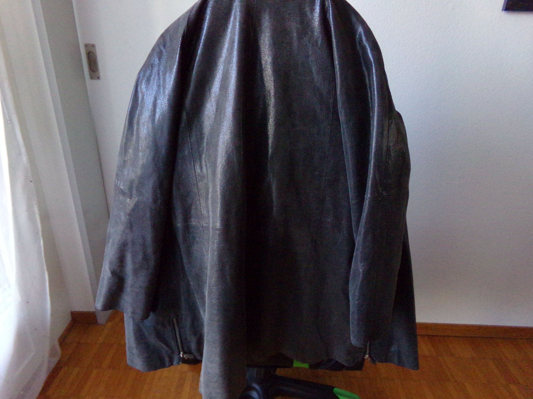 Cappotti: Damen Mantel schwarz   Gr. 40 – Usato da Winterthur venduto da Jessi_di 1