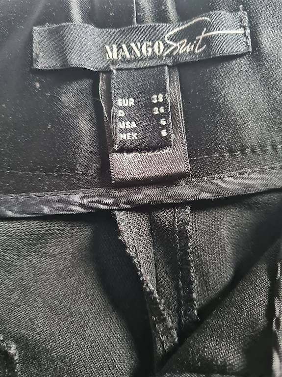 Mango Pantaloni: Short MANGO neuf (38Eur) – Usato da Epalinges venduto da mux_vc5l 2