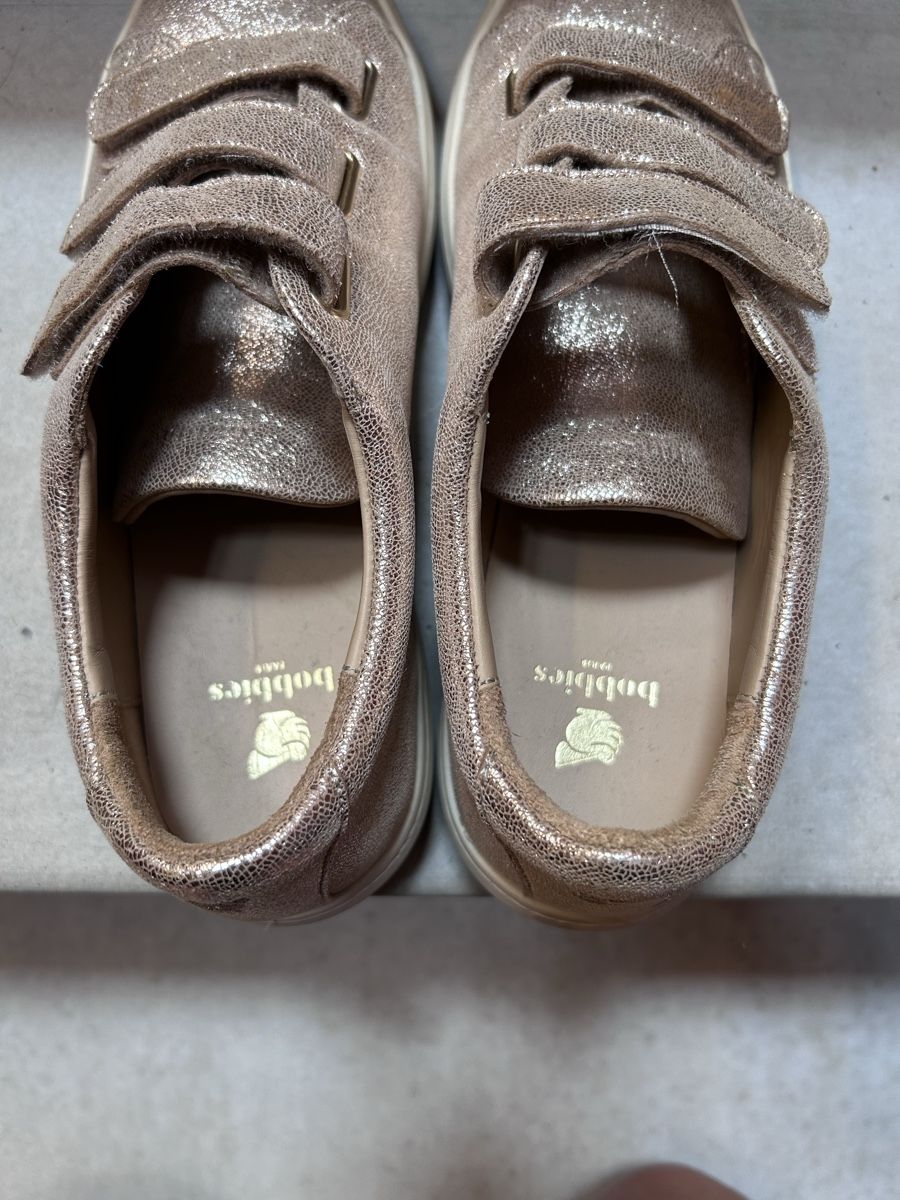 Bobbies Chaussures femmes: Bobbies Paris Sneaker Gold 39 – D'occasion à Winterthur par seri_bo 6