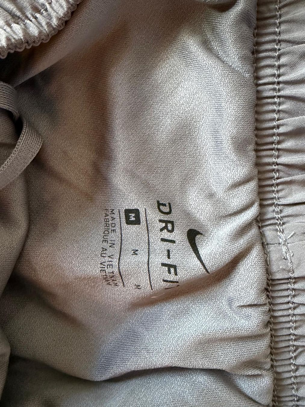 Nike Pantaloni: Sport Jogging Shorts – Usato da Uerikon venduto da Juuupiduu 1