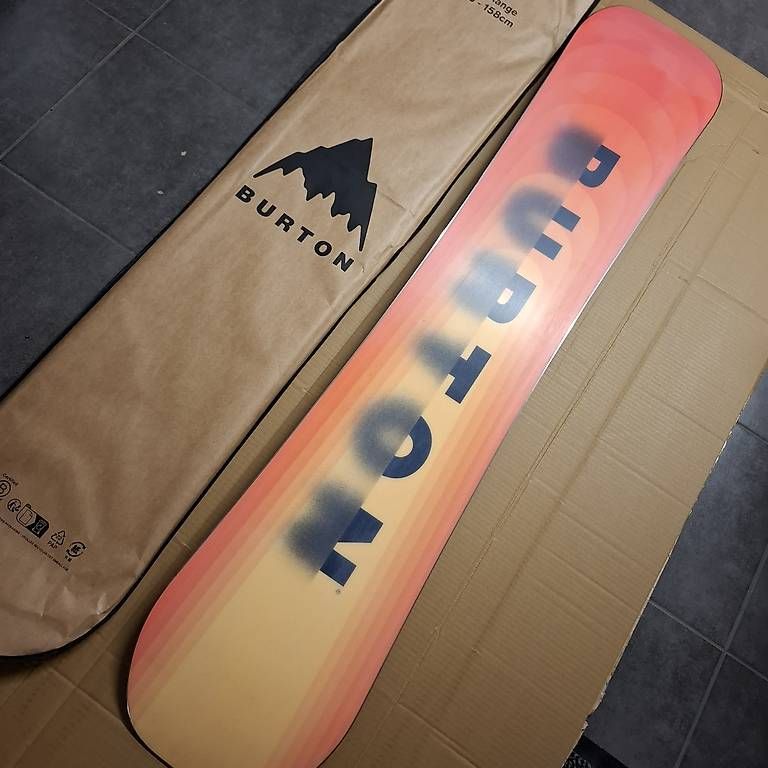 Burton Board: Burton Custon 156 – Usato da Goldach venduto da ABTGolf