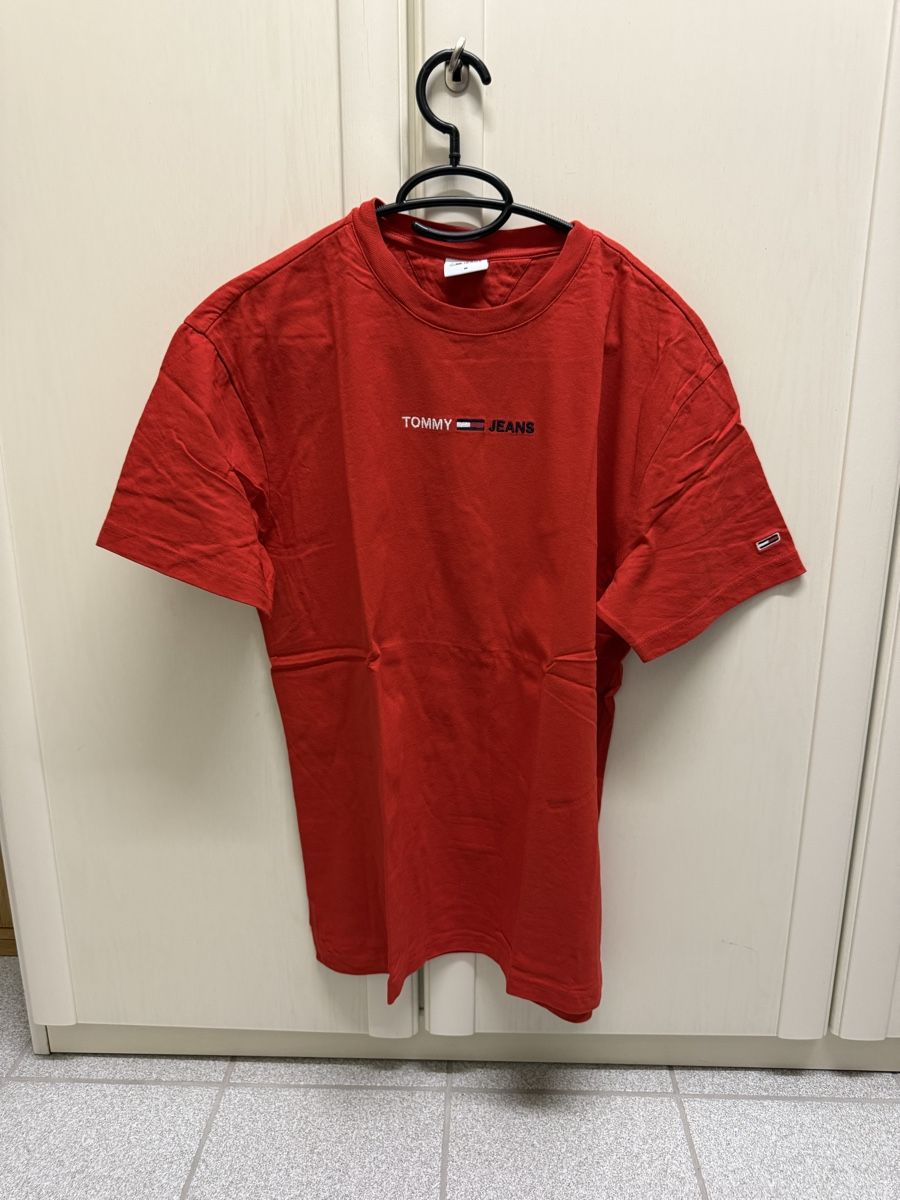Tommy Hilfiger T-Shirts: Tommy Hilfiger T-Shirt – Neu (gemäss Beschreibung) aus Weite von fabian.stoeber