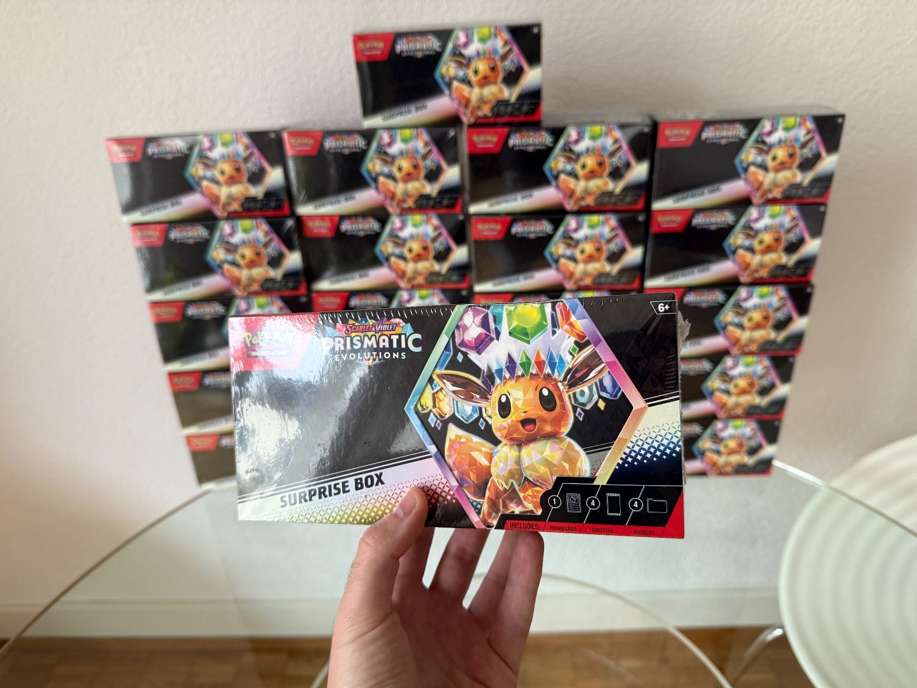 Pokémon Carte collezionabili: EN - Pokemon Prismatic Evolutions Surprise Box – Nuovo (secondo la descrizione) da Zürich venduto da dren