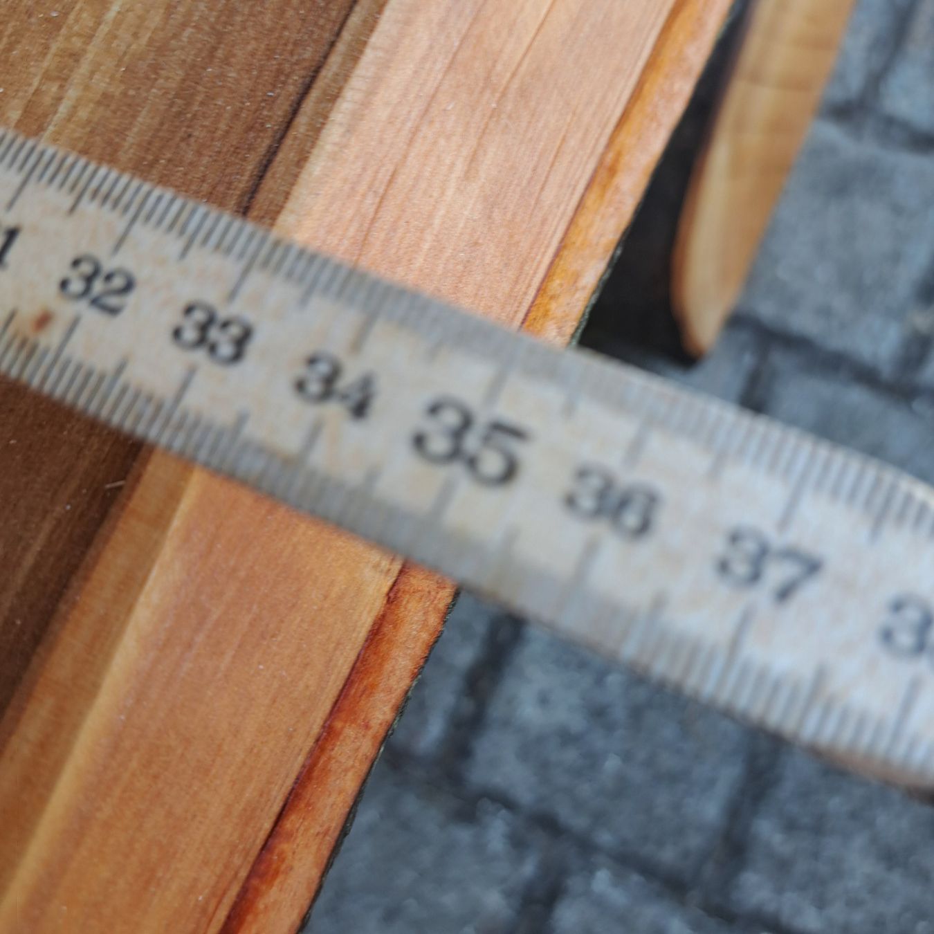Bancs: Holzbank rustikal 155 cm lang – D'occasion à Benzenschwil par 007tinu 2