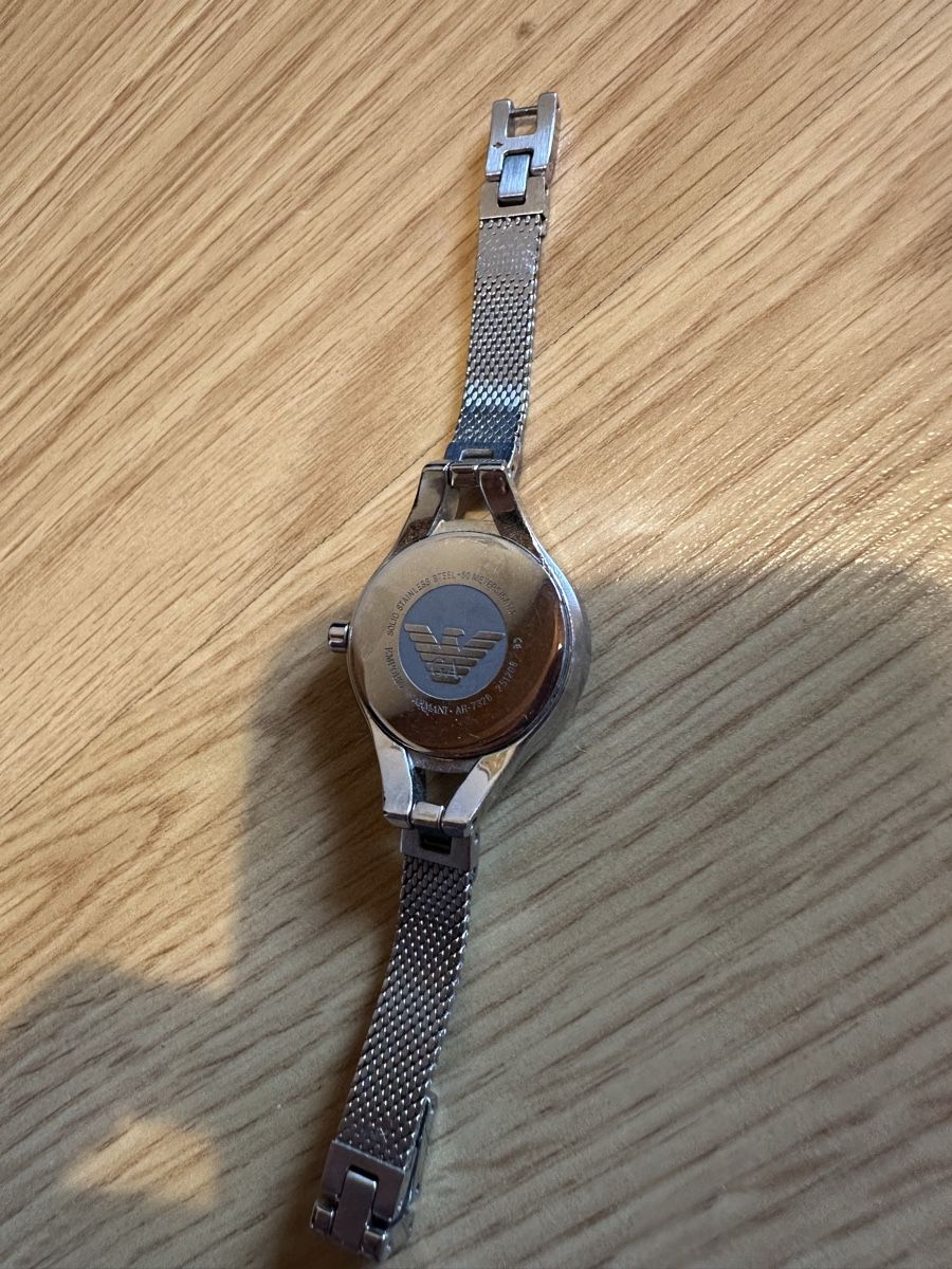 Armani Bracciali & Braccialetti: Armani Uhr silber, mega schön! – Usato da Münsingen venduto da Secondhand89 3