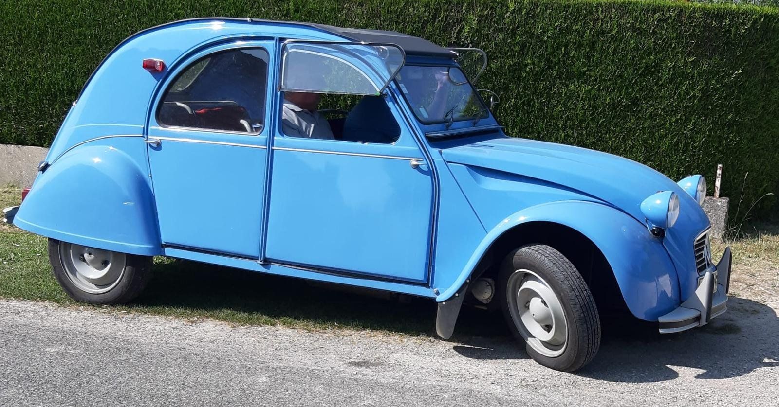 Citroën Autos: Oldtimer 2 CV Citroen – D'occasion à Bonstetten par Jaquetsu 1