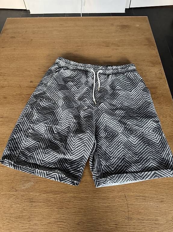 Pantaloni: Kurze Hosen – Usato da Rudolfstetten venduto da krach
