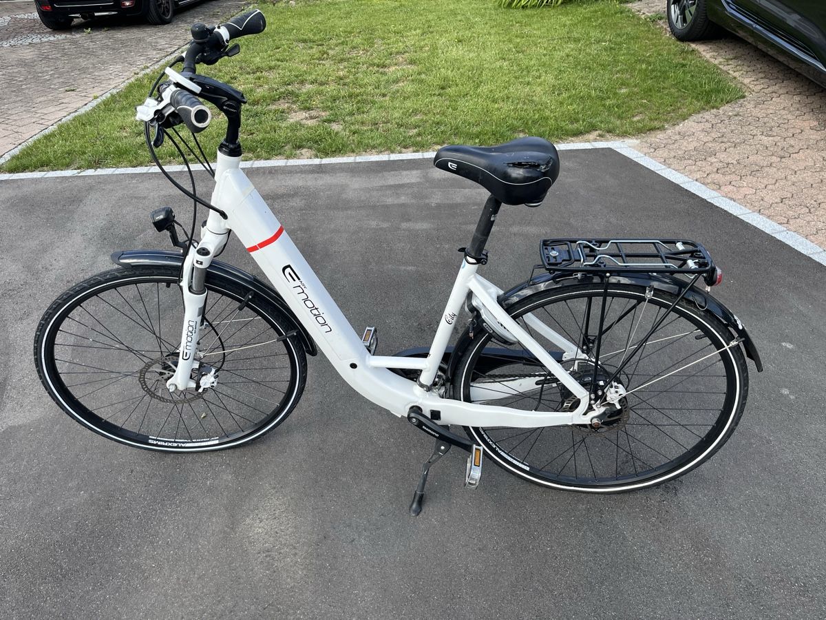 Biciclette: E-Bike weiss – Usato da Gutenswil venduto da HMrank 1
