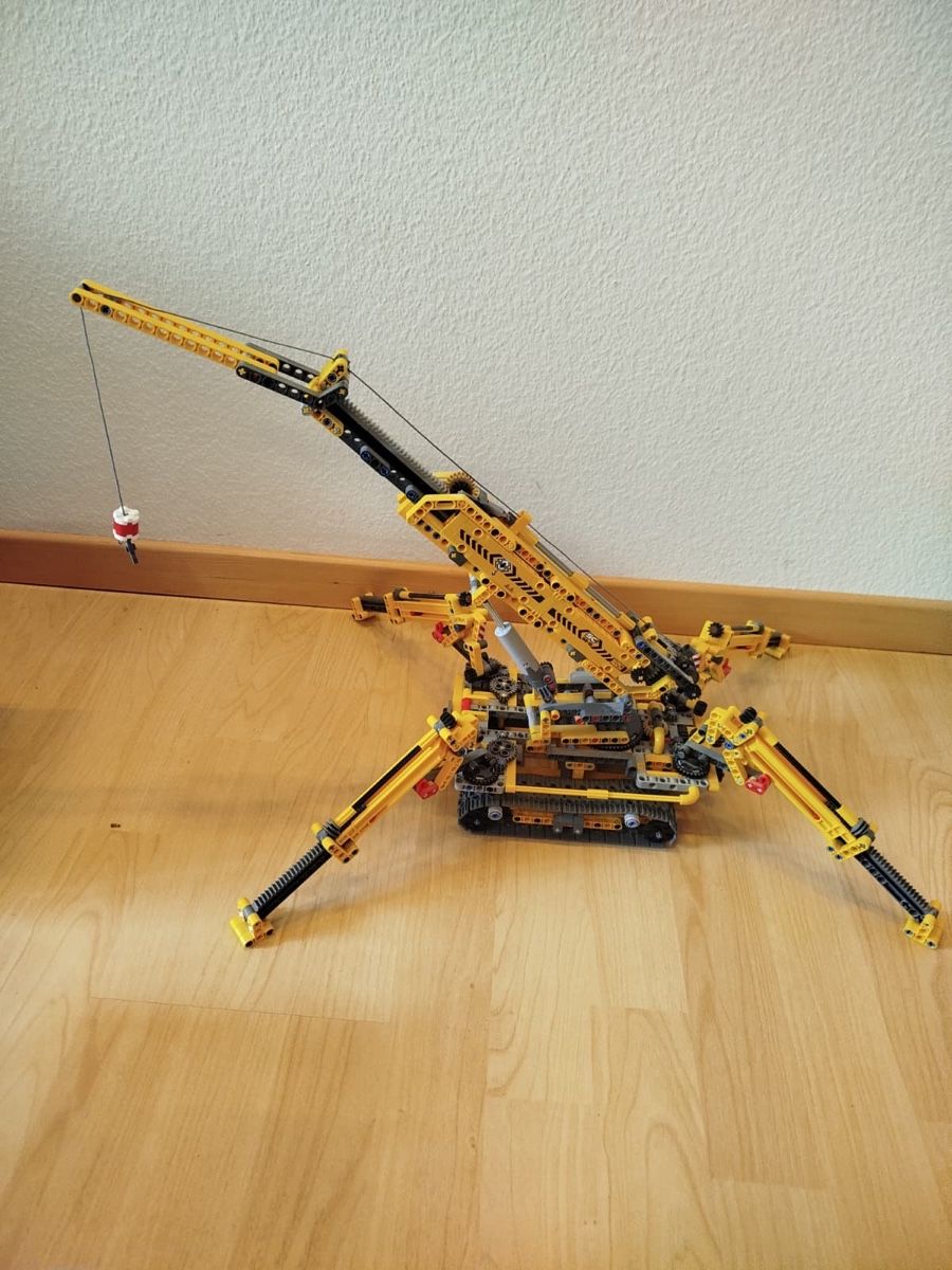 Lego Kit di costruzioni: Lego Technic Spinnen- Kran, Set 8288 Raupenkran – Usato da Willisau venduto da Kaja24