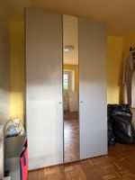 Armoire à habits
