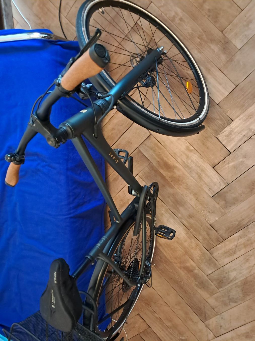Decathlon Biciclette: Elops Long Distance 900 – Nuovo (secondo la descrizione) da Basel venduto da vierwald.group