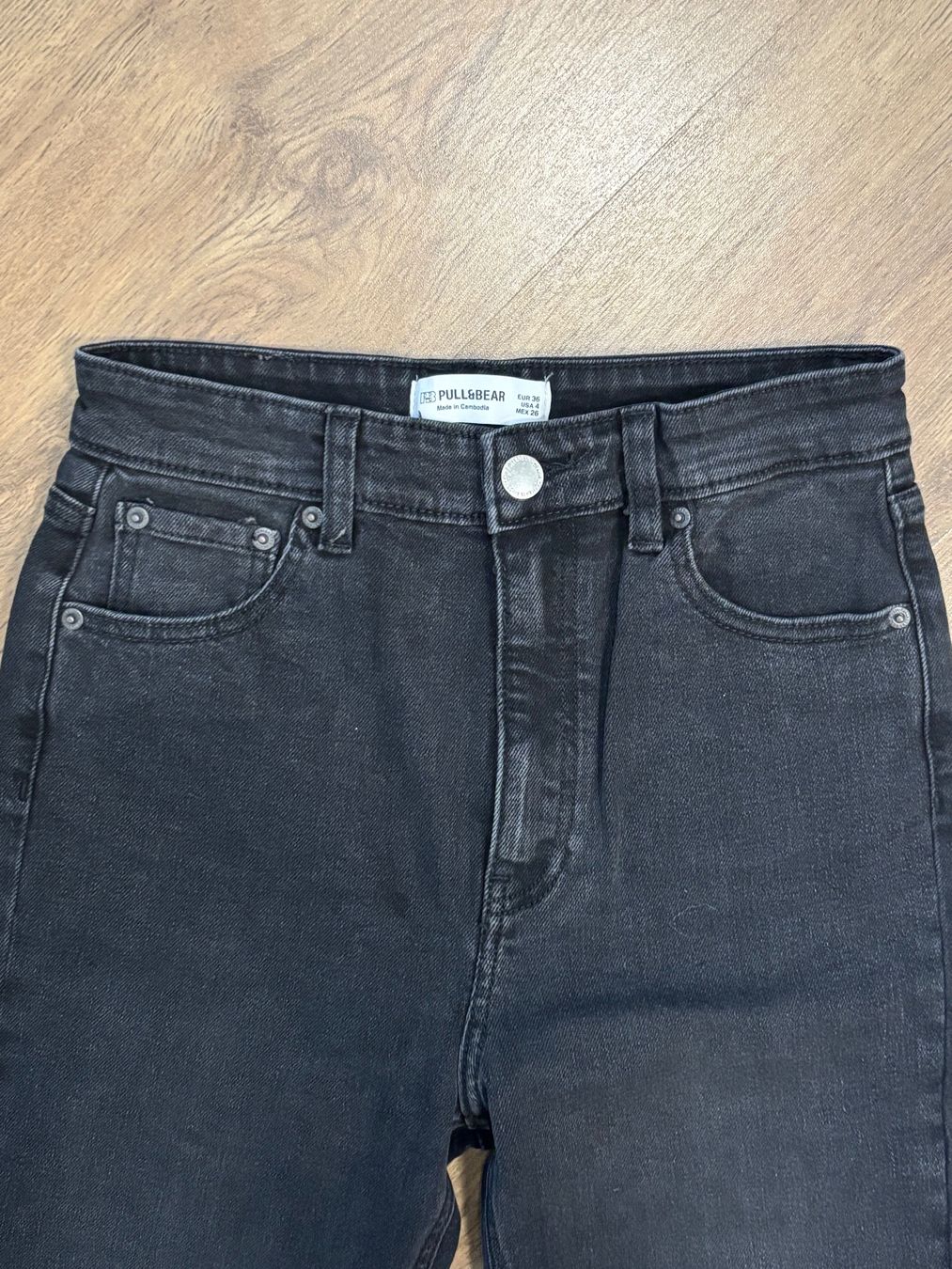 Pull&Bear Jeans: Coole Jeans - Pull and Bear - schwarz - Gr. 36 – Usato da Brügg BE venduto da rutschimedizin 1