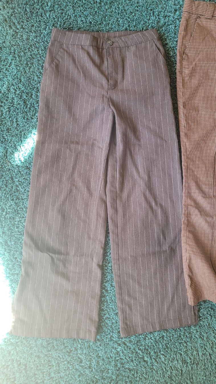 H&M Pantaloni: H&M Hosen 2 stk, Grösse 140 – Usato da Warth venduto da aussieaussie 1