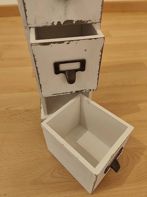 Cassettiere: Shabby Chic Haushaltskästchen – Usato da Heiden venduto da Sirgreg 1