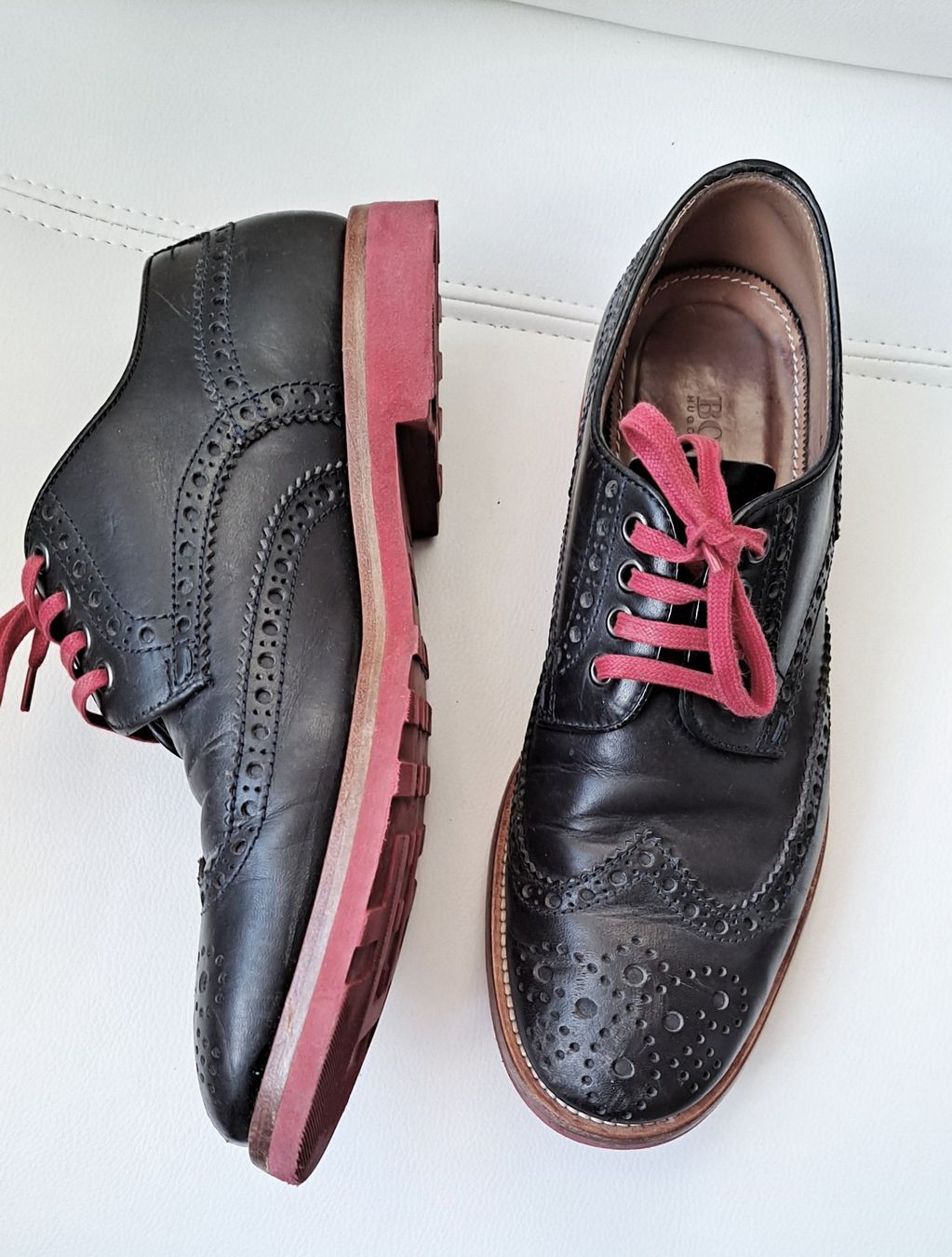 Hugo Boss Scarpe da uomo: Hugo Boss Herrenschuhe Gr. 42 – Usato da Liestal venduto da Mas-Y-Mas 1