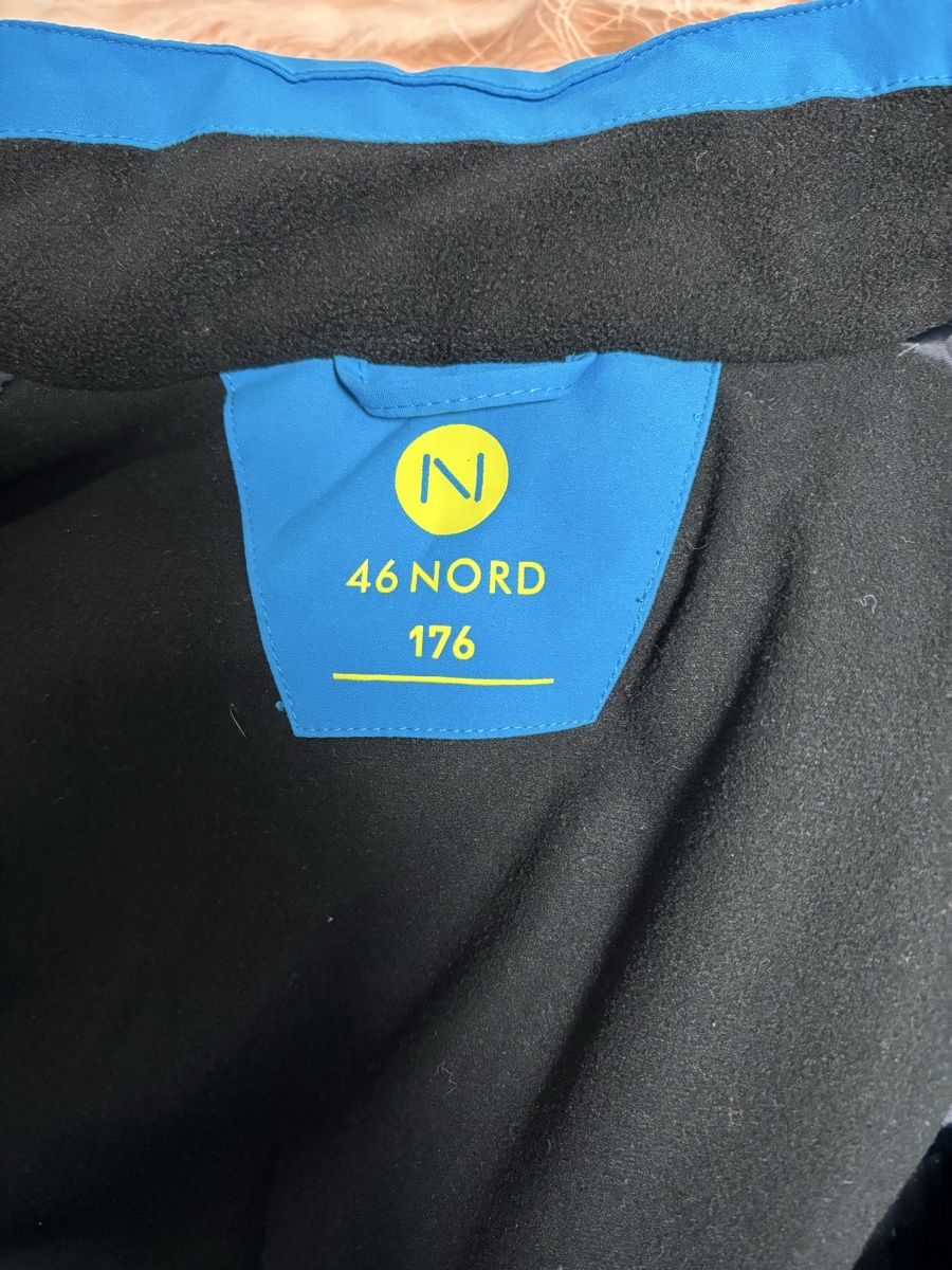 46 Nord Lotti & Set di vestiti: Skianzug – Usato da Mollis venduto da Malibu21 1