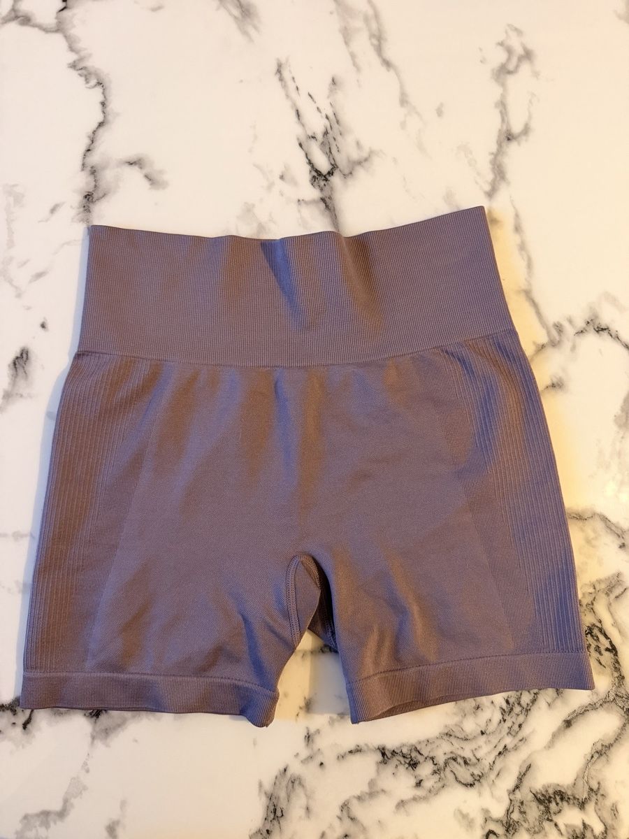 Leggings: Sporthose – Nuovo (secondo la descrizione) da St. Gallen venduto da lio_75kd