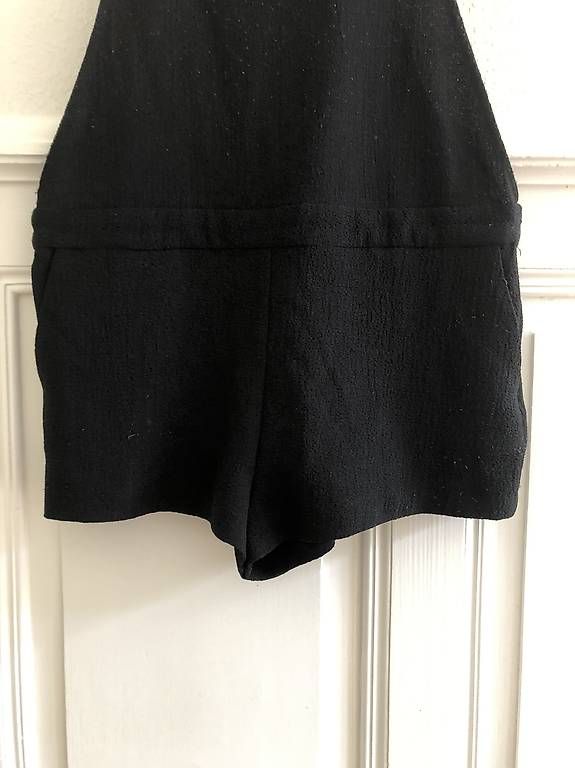 Tute: Kurzer Overall Gr. M Pull&Bear – Usato da Bern venduto da tan_2rrh 1