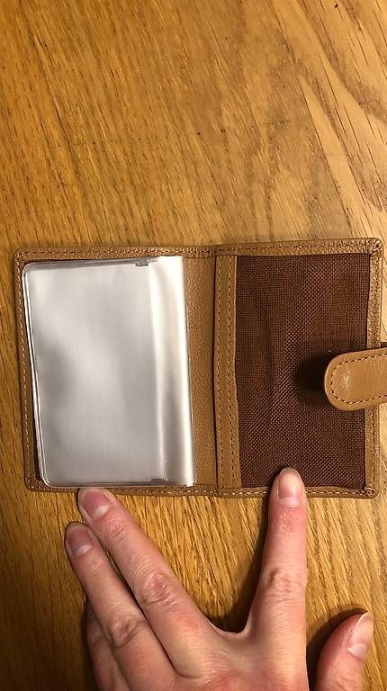 Sonstige Kleidung & Accessoires: Leder Kartenetui – Gebraucht aus Aarburg von Noemi.H 2